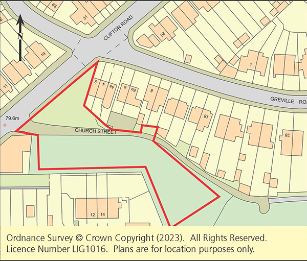 Lot: 79 - LAND WITH PLANNING CONSENT FOR FIVE HOUSES - 